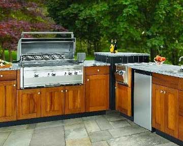 BBQ Cleaning in Lakeside Green by BBQ Repair Florida.